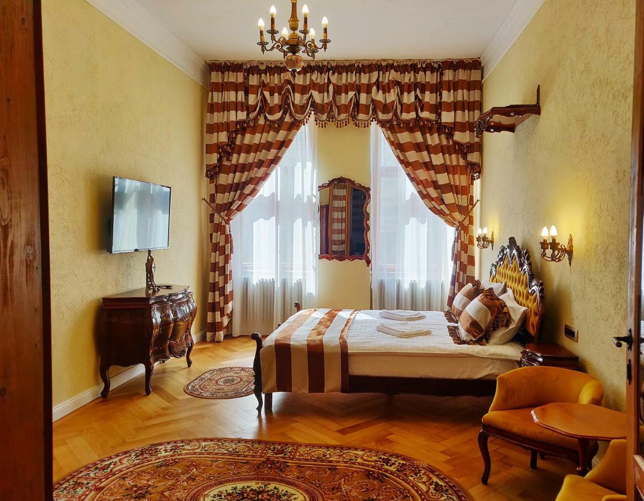 Zur Krone Сібіу Екстер'єр фото